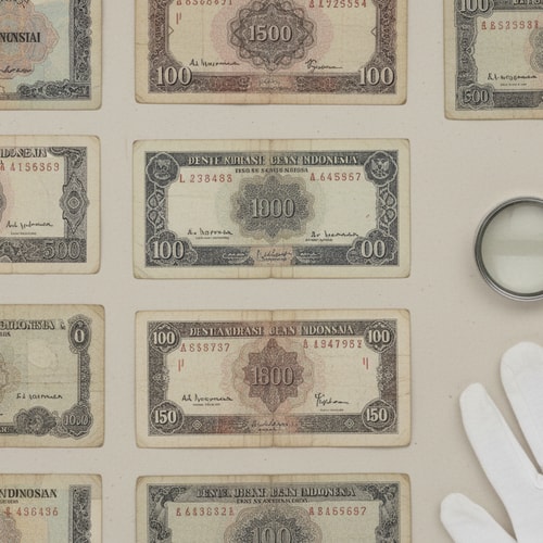 Editorial perspective on antiques and collecting